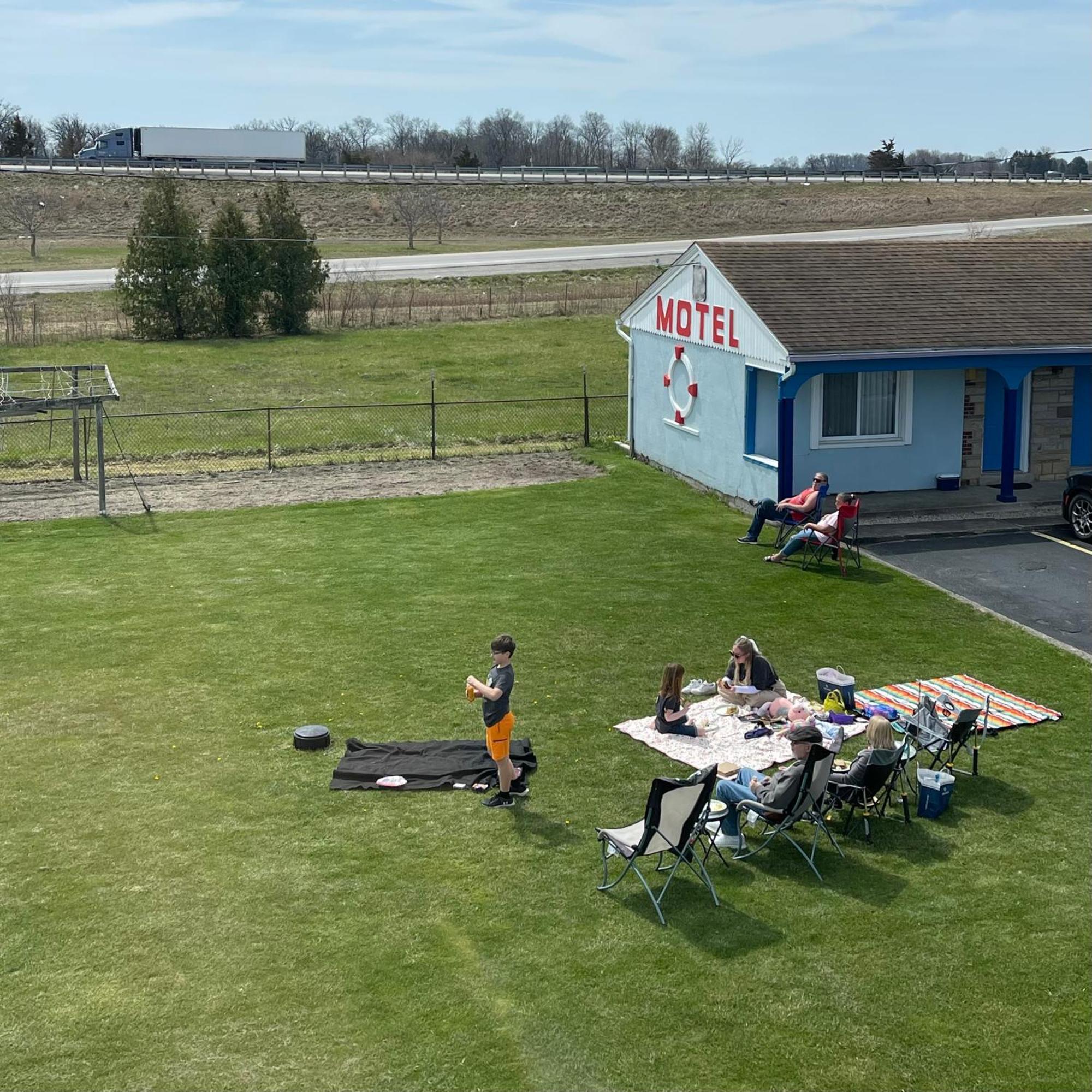 Best Motel Bowling Green Luaran gambar